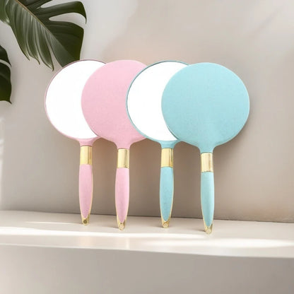 Retro Handheld Makeup Mirror – Portable Beauty Essential